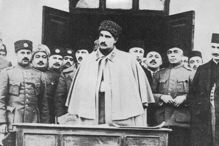 انگلیس رضاخان را فرزند خلف مشروطه می‌داند؛ پیروزی بریتانیا بر روسیه