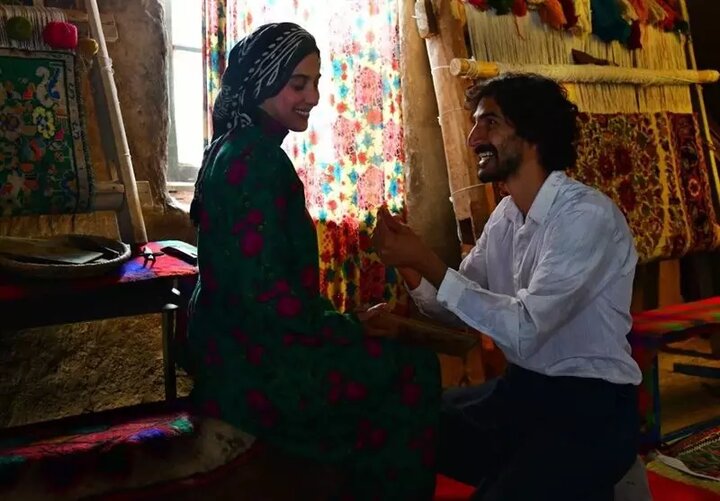 اکران آنلاین «اتاقک گلی» از اول مهر؛ عاشقانه‌ای که در دل جنگ شکل گرفت