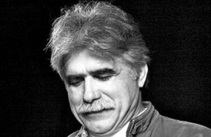 تجلیل از «اکسیر» طنز ایران؛ «ملیحه‌سرایی» که یک ذره از ایران را نفروشد