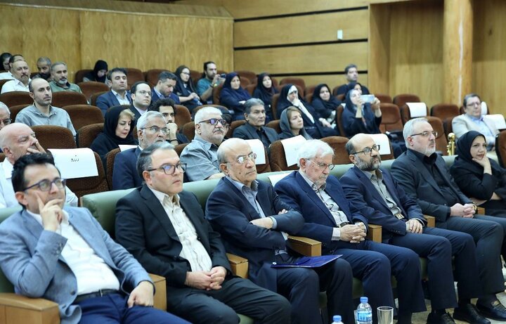 دقت علمی و وظیفه‌شناسی‌ پرهام، سرمایه‌ای برای فرهنگ ایران بود