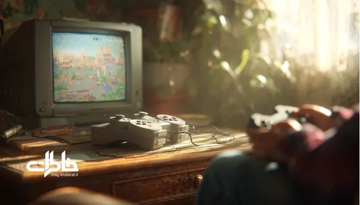 کودکی در حال بازی با کنسول پلی‌استیشن قدیمی